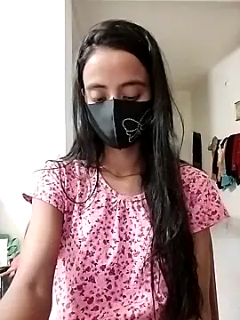 Snapshot of Ratri-Biswas chatting on 24, 11, 2025 Ratri-Biswas online show from 24, 11, 2025