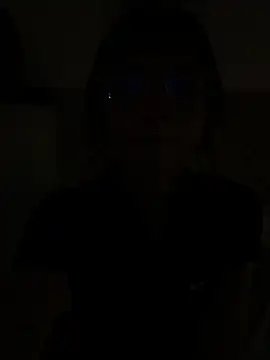 Snapshot of Emma_duff chatting on 22, 4, 2026 Emma duff online show from 22, 4, 2026