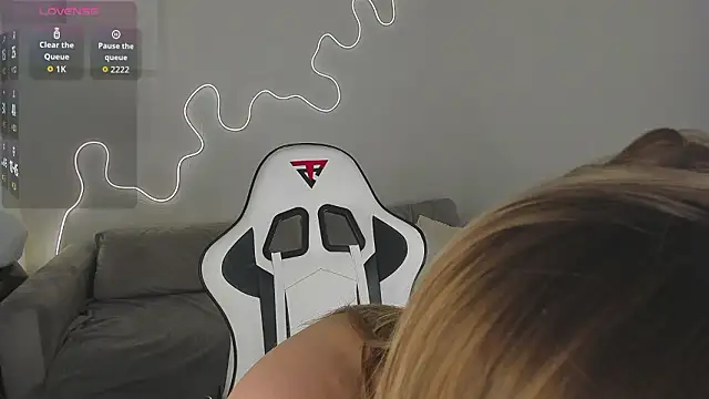 bella xx   online show from 13, 3, 2026