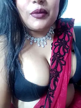 Snapshot of Cuty-Lina chatting on 25, 11, 2025 Cuty-Lina online show from 25, 11, 2025