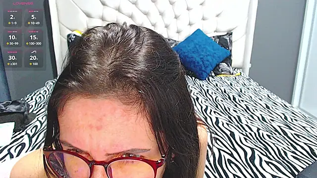 Snapshot of RubySweet11 chatting on 27, 10, 2025 RubySweet11 online show from 27, 10, 2025