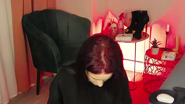 IzieCarter online show from 7, 2, 2026