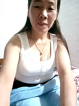 Snapshot of tabby-cat11 chatting on 19, 12, 2025 tabby-cat11 online show from 19, 12, 2025