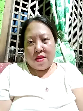 Snapshot of lovenaya chatting on 16, 10, 2025 lovenaya online show from 16, 10, 2025