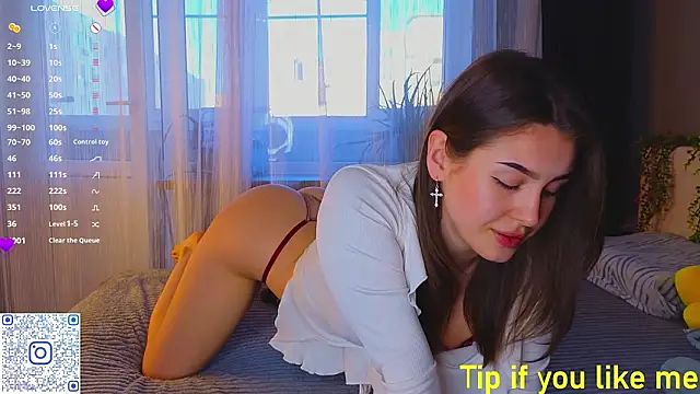 TinyMollys online show from 12, 3, 2026