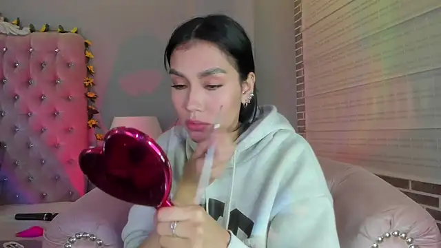 TanyaBello online show from 10, 3, 2026