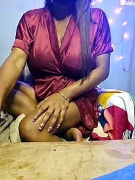 Snapshot of Desi_Maya69 chatting on 4, 12, 2025 Desi Maya69 online show from 4, 12, 2025