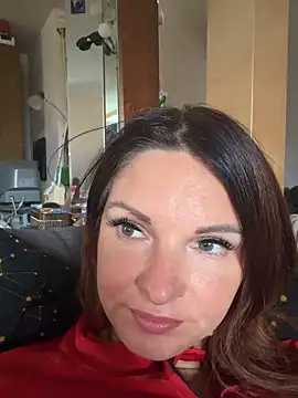 Snapshot of kinkysarahx chatting on 7, 5, 2026 kinkysarahx online show from 7, 5, 2026