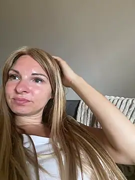 Snapshot of kinkysarahx chatting on 28, 7, 2026 kinkysarahx online show from 28, 7, 2026