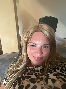 Snapshot of kinkysarahx chatting on 31, 7, 2026 kinkysarahx online show from 31, 7, 2026