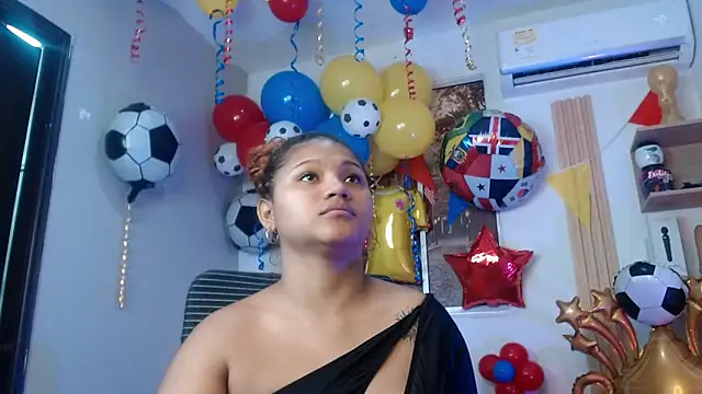 Snapshot of miel_alisha chatting on 12, 6, 2026 miel alisha online show from 12, 6, 2026