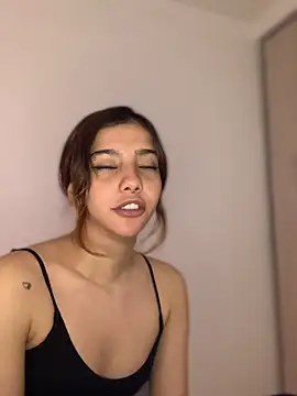 MiaaCute- online show from 23, 4, 2026