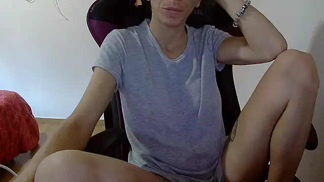 Snapshot of vampirosa@xh chatting on 19, 10, 2025 vampirosaxh online show from 19, 10, 2025