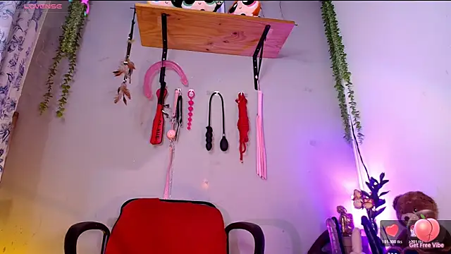 Snapshot of Violetafetish-dirty chatting on 22, 2, 2026 Violetafetish-dirty online show from 22, 2, 2026