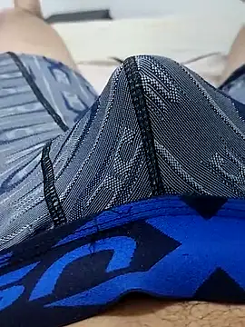 Snapshot of El_pajitas35 chatting on 24, 10, 2025 El pajitas35 online show from 24, 10, 2025