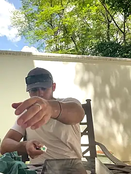 Twistermc11 online show from 23, 10, 2025