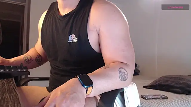 SugaredDigit online show from 7, 4, 2026