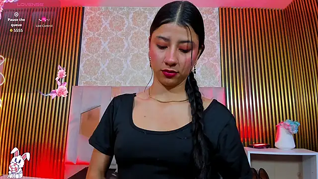 Snapshot of Adisson_Tay chatting on 17, 11, 2025 Adisson Tay online show from 17, 11, 2025