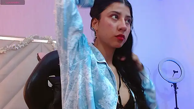 Snapshot of Adisson_Tay chatting on 20, 11, 2025 Adisson Tay online show from 20, 11, 2025