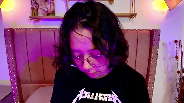 Snapshot of Milie_yue chatting on 5, 11, 2025 Milie yue online show from 5, 11, 2025