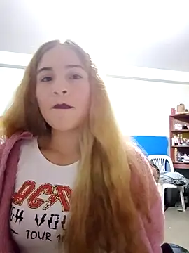 Lana pohenix online show from 5, 11, 2025