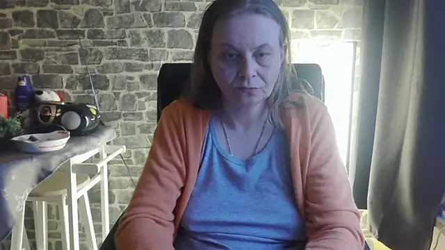 Snapshot of Diamond_Bite chatting on 30, 11, 2025 Diamond Bite online show from 30, 11, 2025