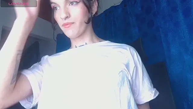 Snapshot of Scarlett_crastrawberry chatting on 26, 10, 2025 Scarlett crastrawberry online show from 26, 10, 2025