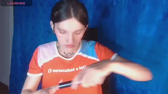 Snapshot of Scarlett_crastrawberry chatting on 30, 10, 2025 Scarlett crastrawberry online show from 30, 10, 2025