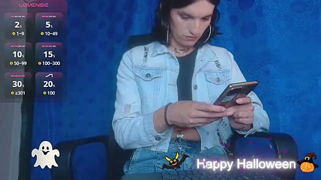 Snapshot of Scarlett_crastrawberry chatting on 2, 11, 2025 Scarlett crastrawberry online show from 2, 11, 2025