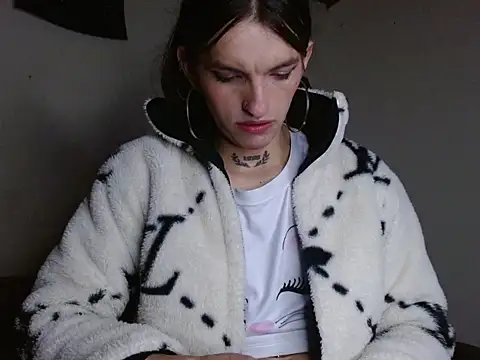 Scarlett crastrawberry online show from 14, 4, 2026