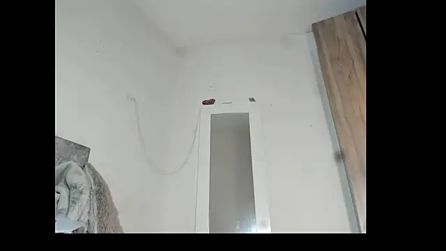 Snapshot of bad_girl_xxx chatting on 5, 12, 2025 bad girl xxx online show from 5, 12, 2025