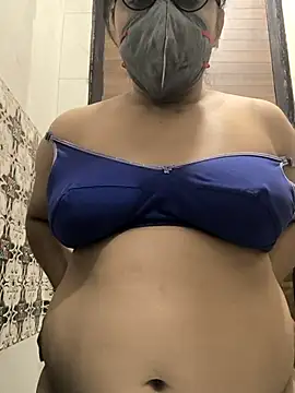 Lovely Tannu online show from 3, 12, 2025