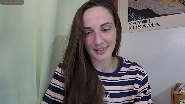 Snapshot of mistressaurora chatting on 17, 11, 2025 mistressaurora online show from 17, 11, 2025