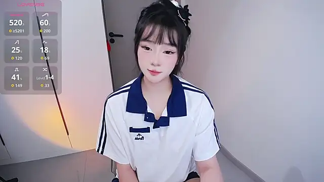 Snapshot of Kinadolly chatting on 15, 11, 2025 Kinadolly online show from 15, 11, 2025