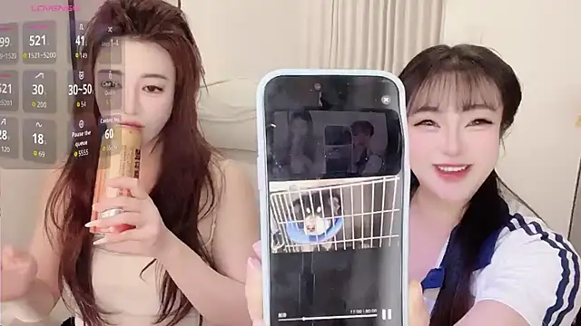 Snapshot of Kinadolly chatting on 14, 12, 2025 Kinadolly online show from 14, 12, 2025