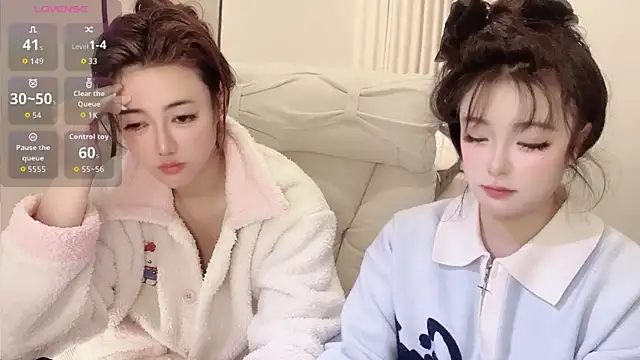 Snapshot of Kinadolly chatting on 15, 12, 2025 Kinadolly online show from 15, 12, 2025