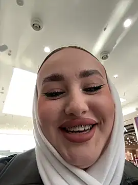 KiraSunshine online show from 1, 11, 2025