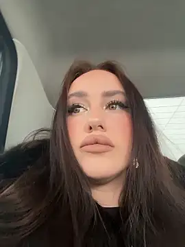 KiraSunshine online show from 13, 1, 2026