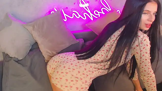 Snapshot of Eva_Mayers chatting on 14, 11, 2025 Eva Mayers online show from 14, 11, 2025