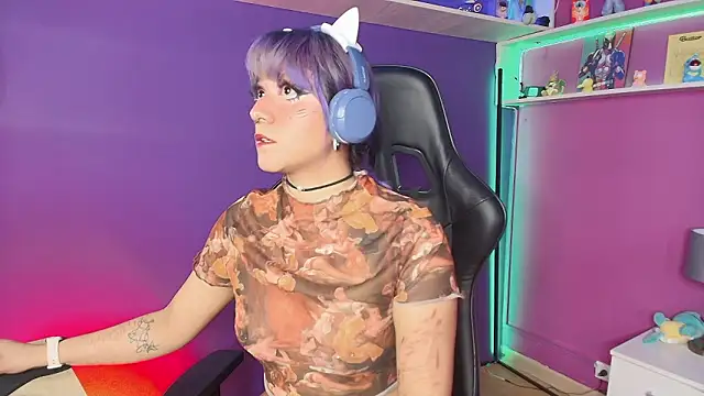 Snapshot of LuanEter chatting on 2, 2, 2026 LuanEter online show from 2, 2, 2026