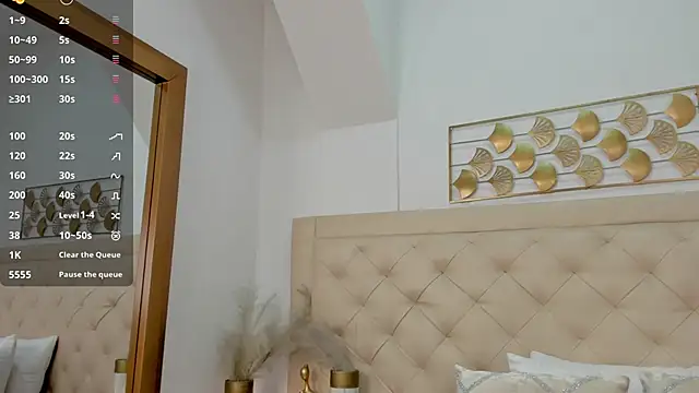 lucia lorenz online show from 13, 1, 2026