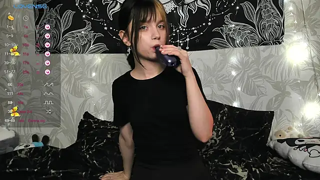 ruby dallos online show from 23, 11, 2025