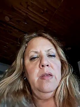 Snapshot of JennyInVegas chatting on 24, 5, 2026 JennyInVegas online show from 24, 5, 2026