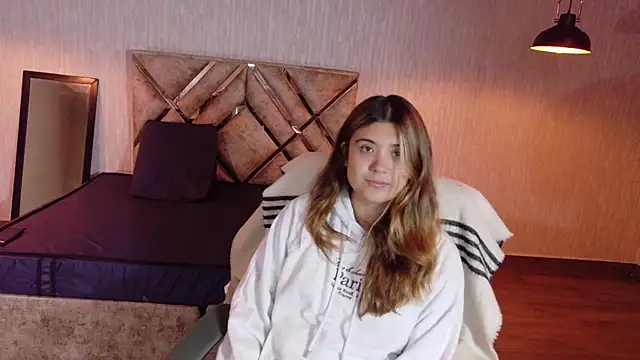 Snapshot of _jeessy chatting on 21, 10, 2025 jeessy online show from 21, 10, 2025