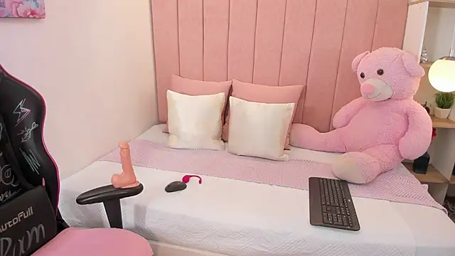 dulce morbida online show from 15, 12, 2025