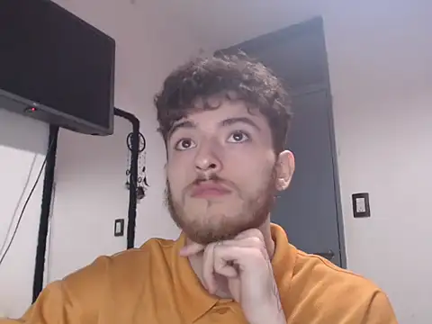 Snapshot of cokkboyy chatting on 17, 10, 2025 cokkboyy online show from 17, 10, 2025