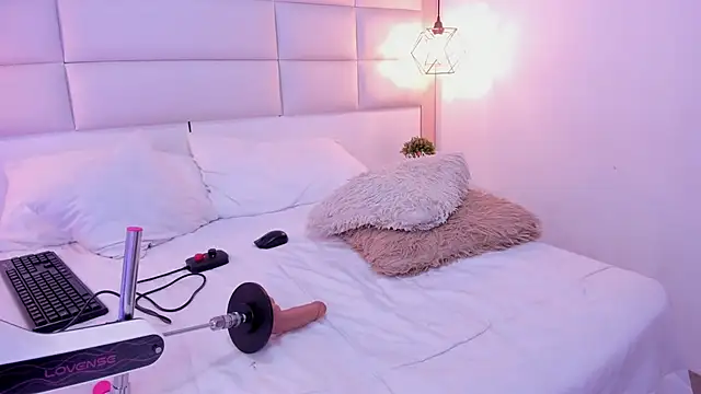 Snapshot of Sofia_clk chatting on 16, 11, 2025 Sofia clk online show from 16, 11, 2025