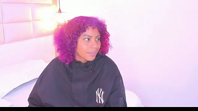 Snapshot of Sofia_clk chatting on 24, 4, 2026 Sofia clk online show from 24, 4, 2026