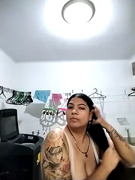 Snapshot of Ninelcita chatting on 23, 10, 2025 Ninelcita online show from 23, 10, 2025
