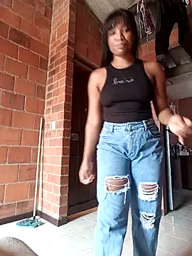 Snapshot of Kaori-Luz chatting on 3, 12, 2025 Kaori-Luz online show from 3, 12, 2025